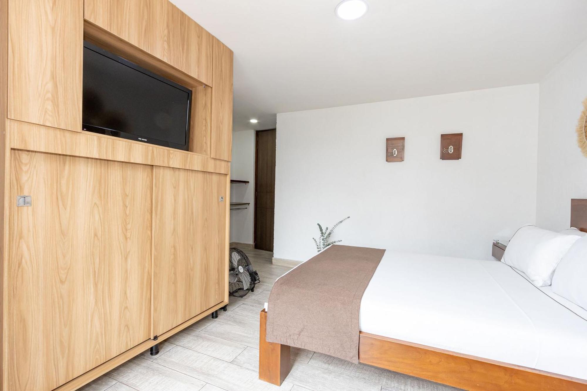 Hotel Prada Бельо Экстерьер фото