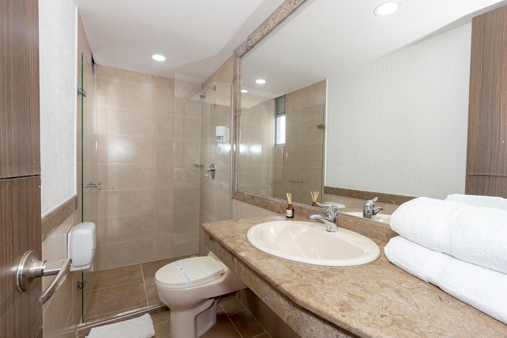 Hotel Prada Бельо Экстерьер фото